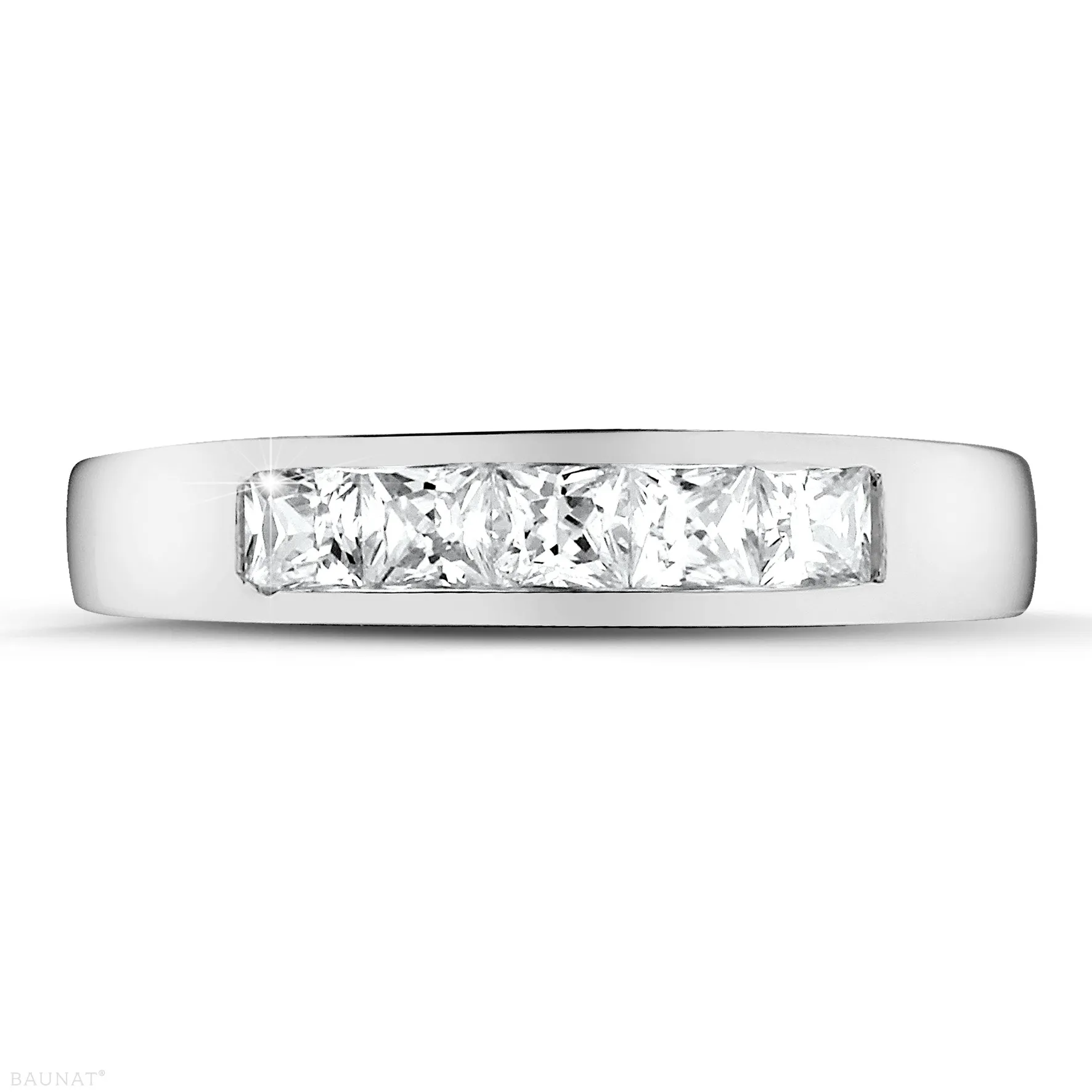 0.75 quilates alianza en platino con diamantes talla princesa 