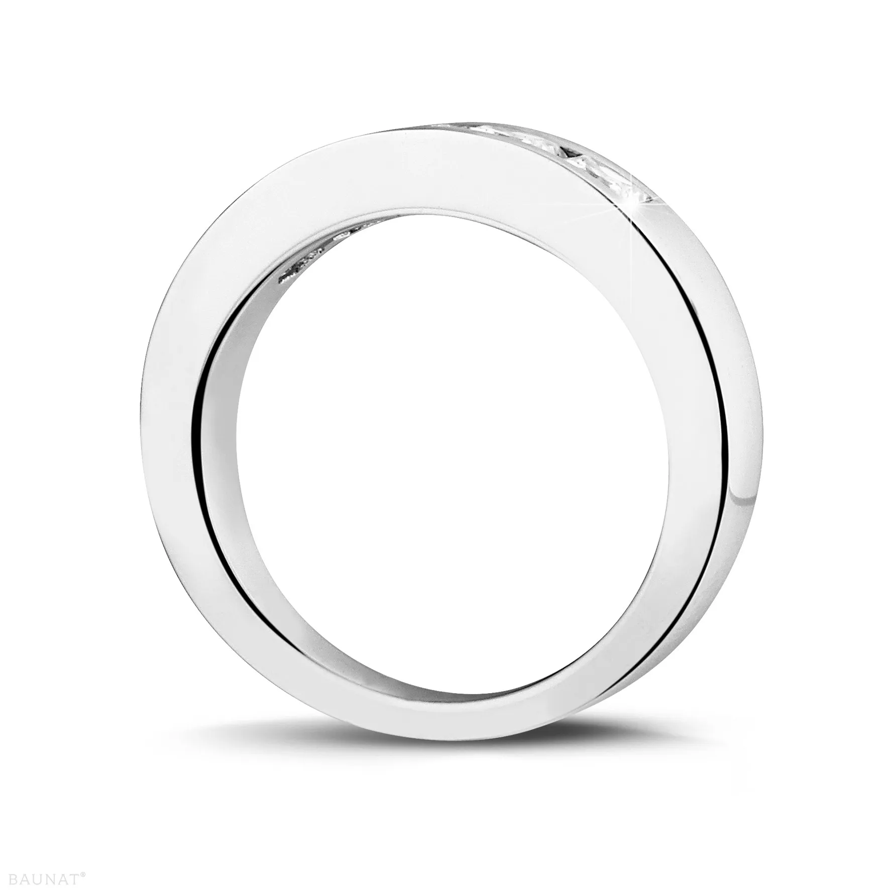 1.35 quilates alianza en platino con diamantes talla princesa 