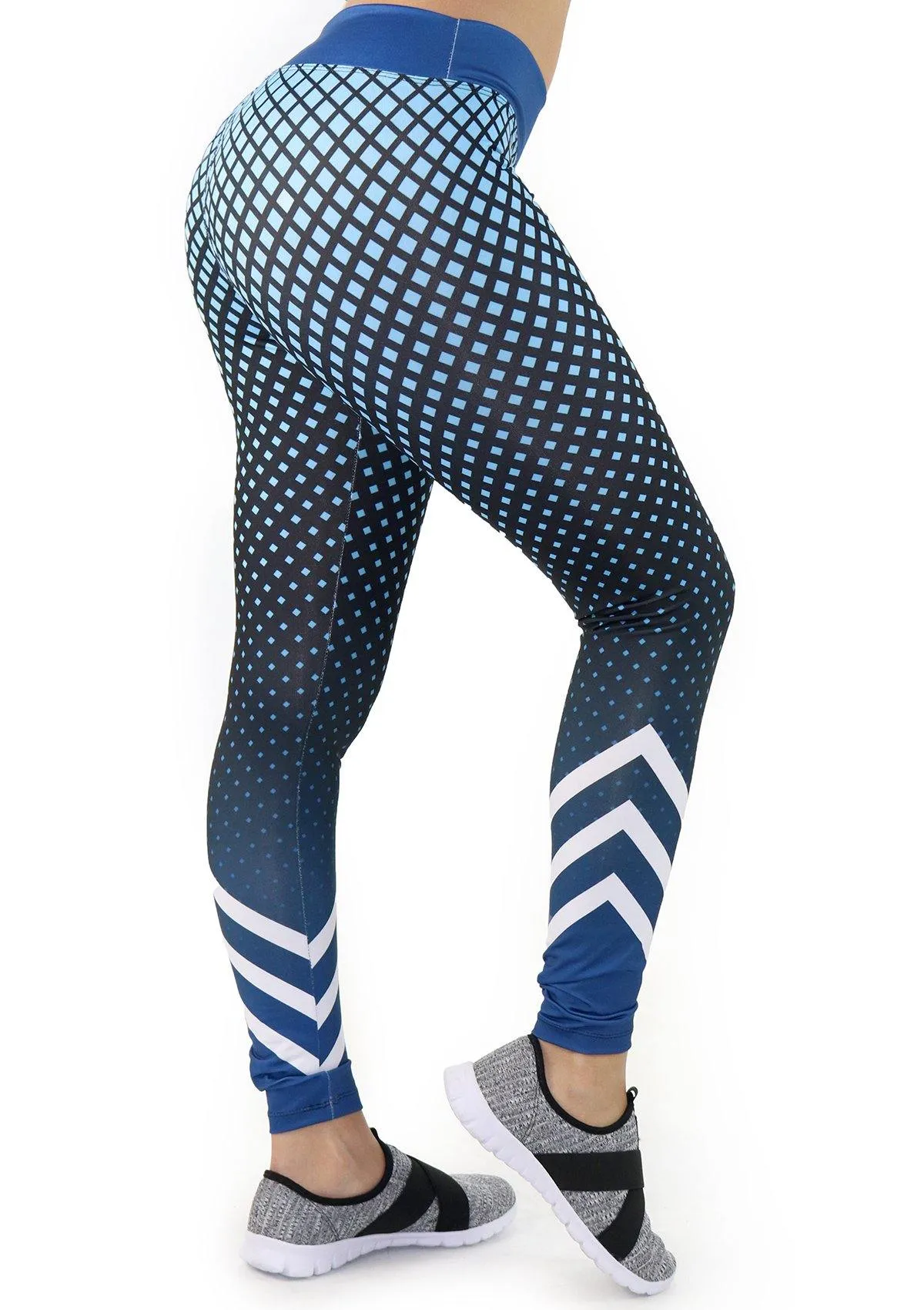 4003 Activewear Print Legging by Maripily Rivera