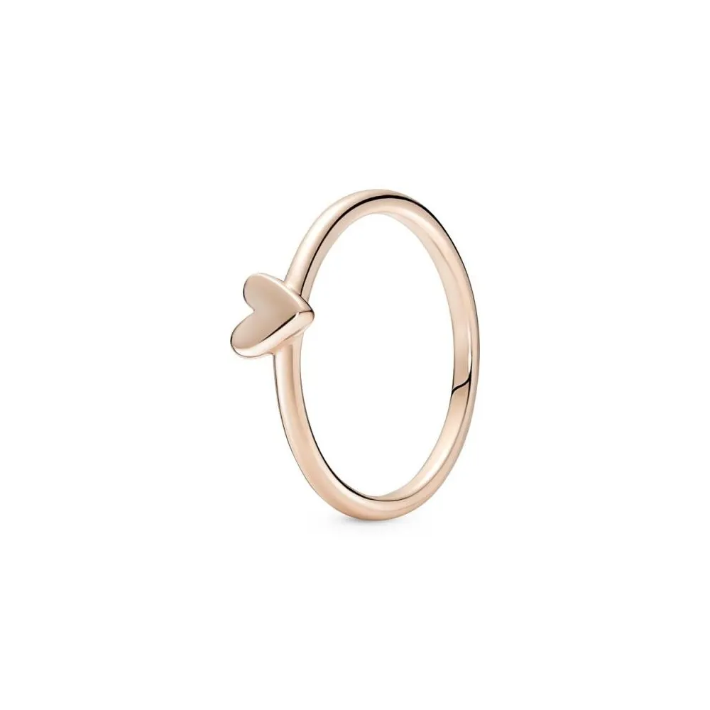 Anillo con un recubrimiento en oro rosa de 14k Corazón A Mano Alzada