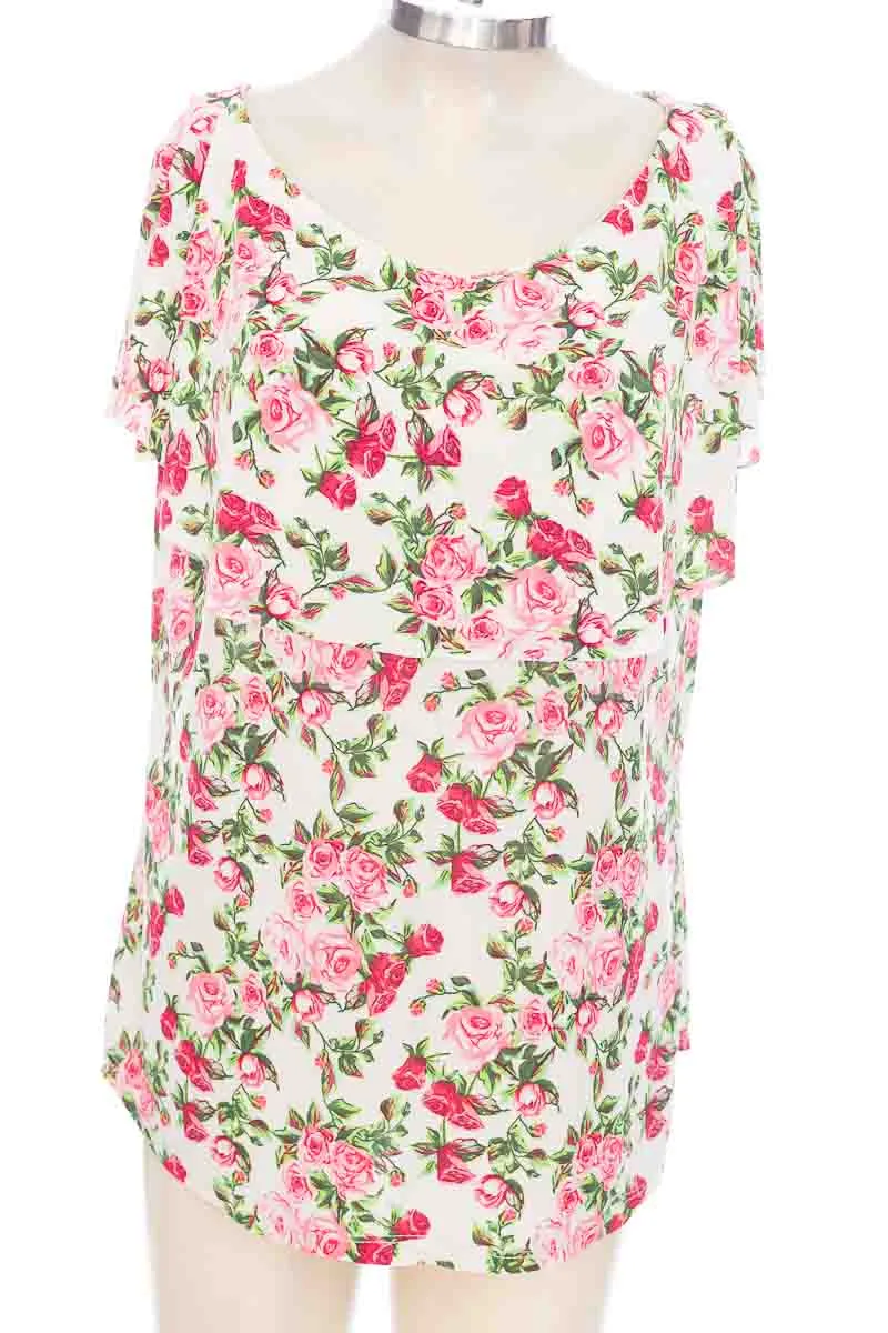 BLUSA COLOR BLANCO  CLOSEANDO