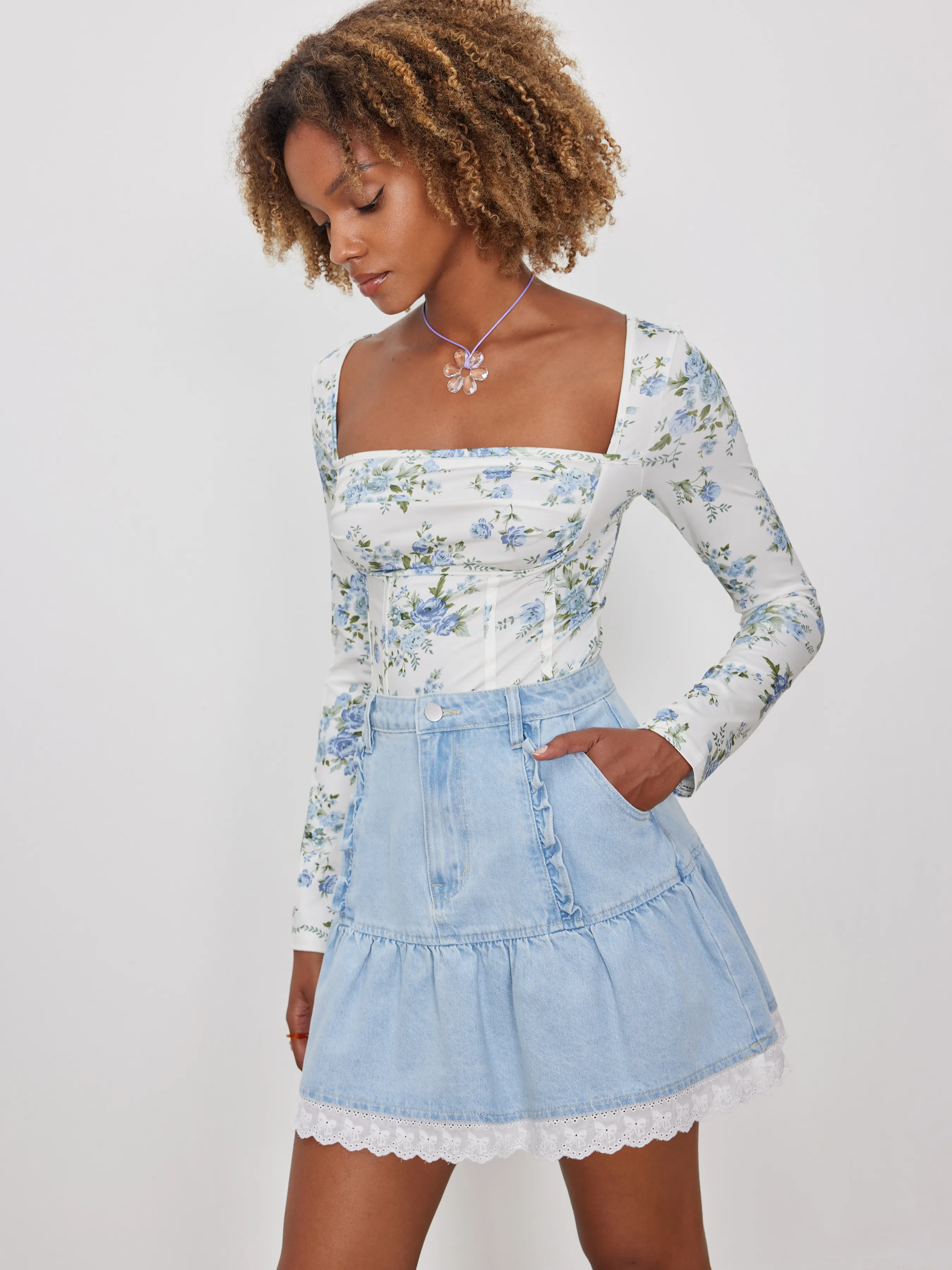 Body con corpiño fruncido de cuello cuadrado y estampado floral