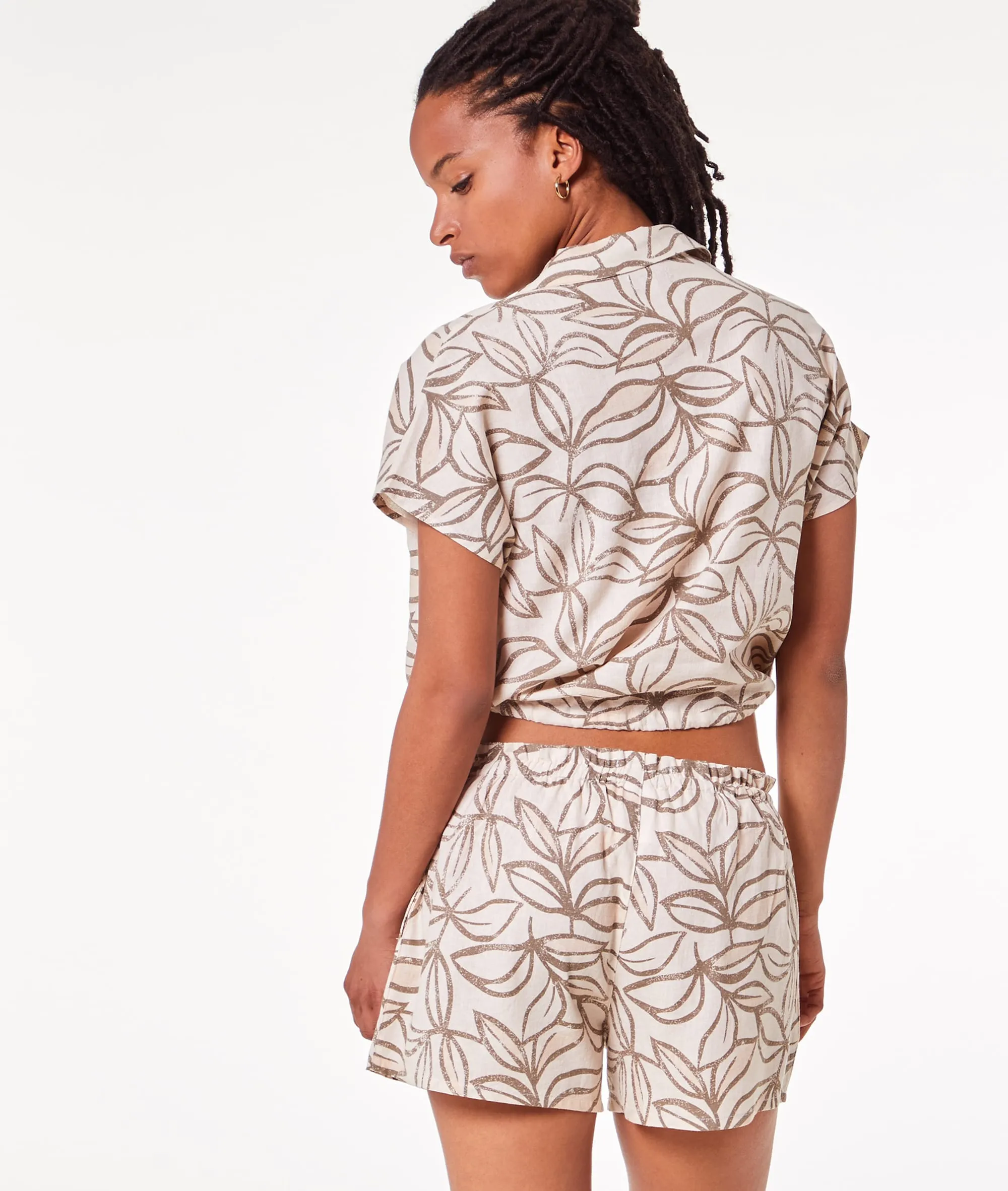 CAMISA CORTA ESTAMPADO FLORAL RYMEL PERLE  ETAM