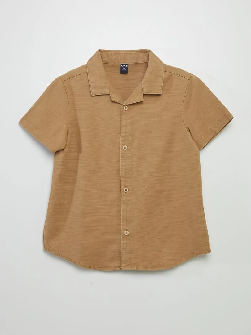 CAMISA LISA DE MANGA CORTA  BEIGE