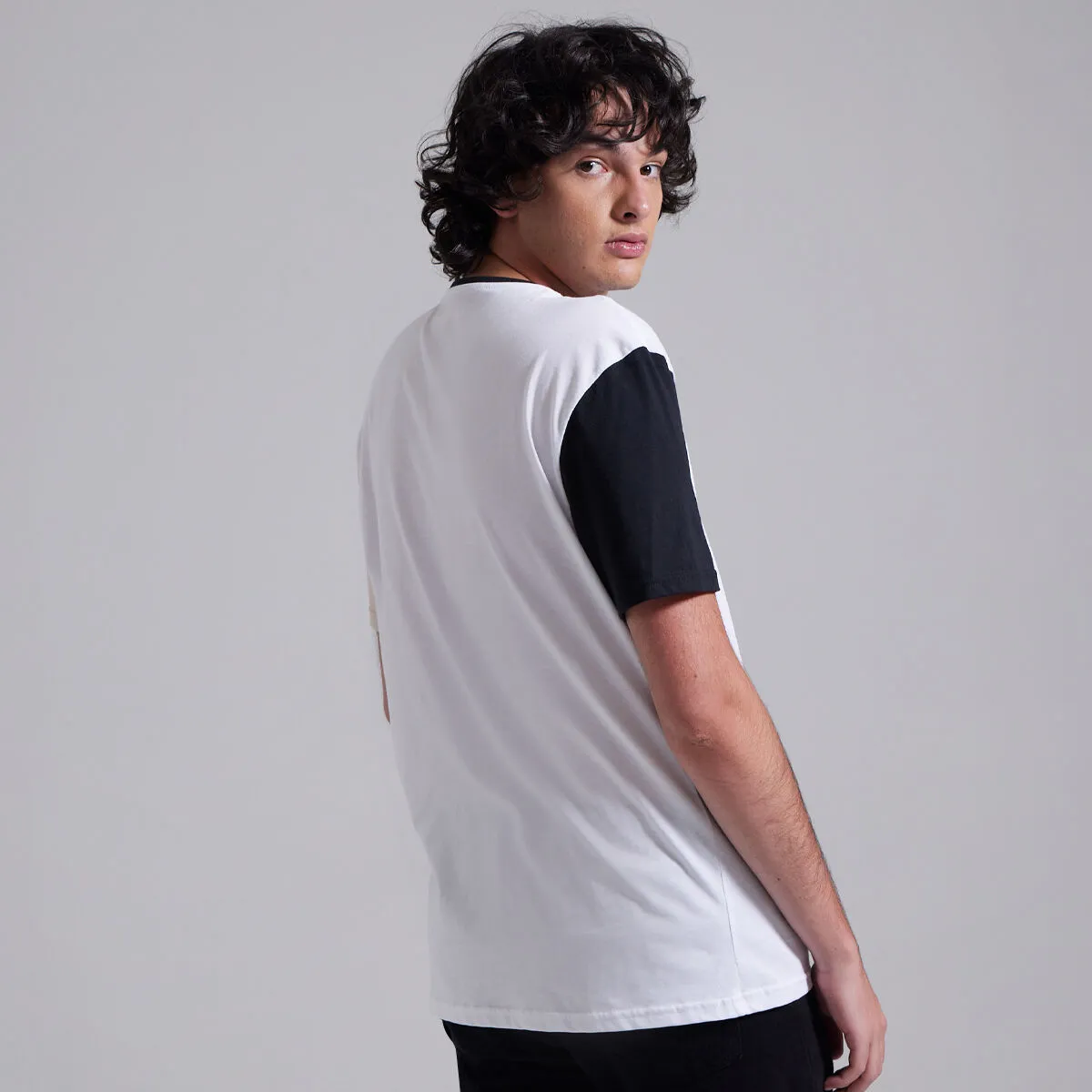 Camiseta Cuello Redondo con Estampado