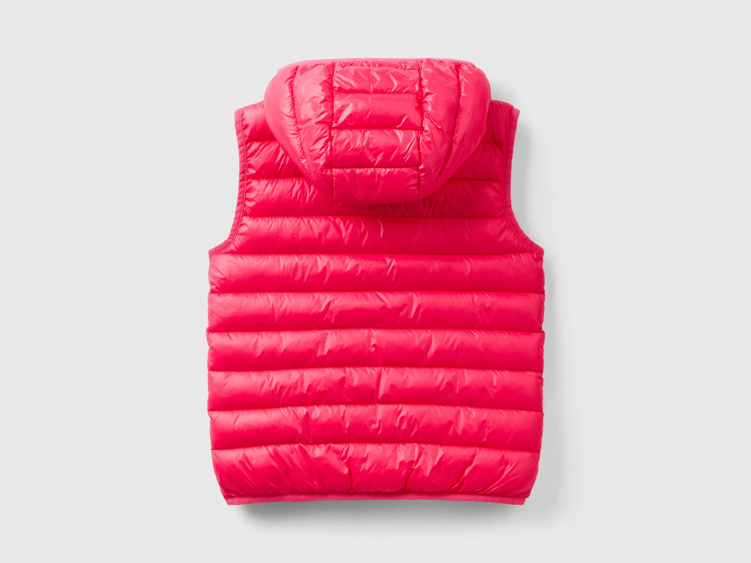 Chaleco acolchado con capucha