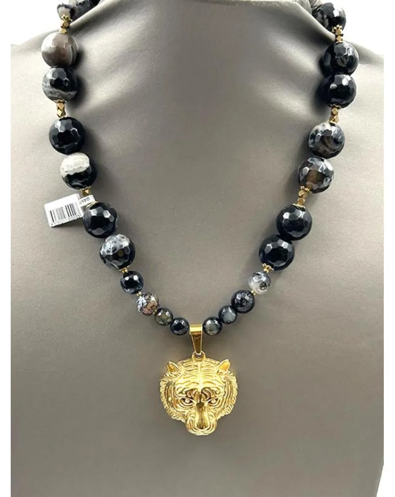 COLLARES DE PIEDRAS NEGRAS CON FABULOSO COLGANTE DE TIGRE