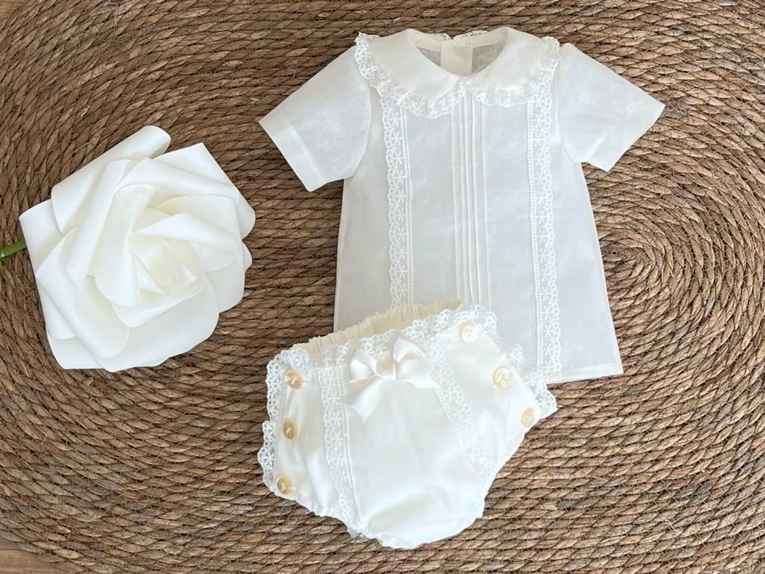 Conjunto hecho a mano. Modelo Duende