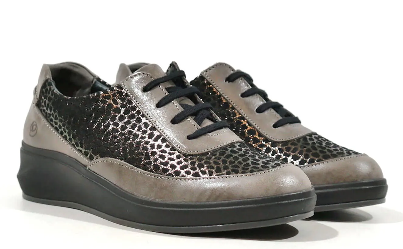 Deportivos confort para mujer con print leopardo