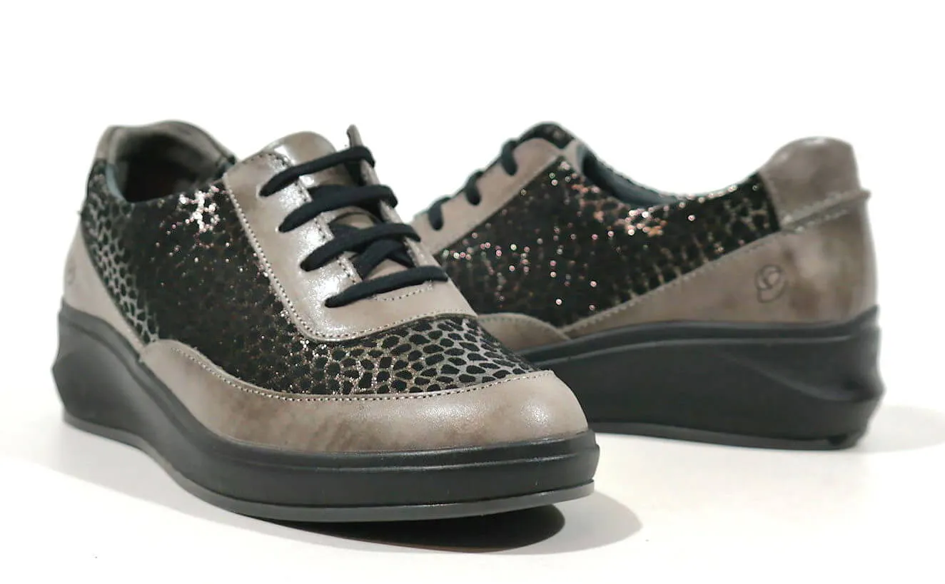 Deportivos confort para mujer con print leopardo