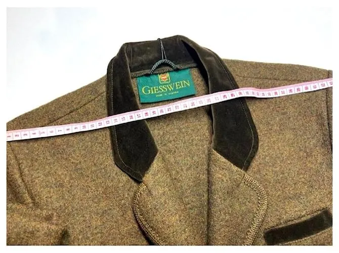 Giesswein Chaquetas Caqui Marrón claro 
