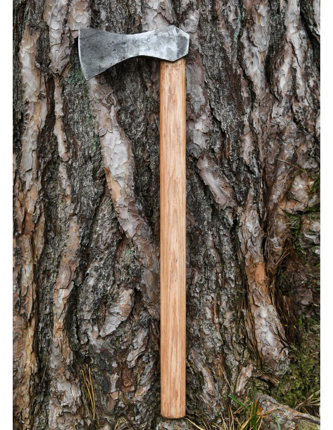 Hacha Vikinga en acero forjado a mano, tipo K (60 cm.)