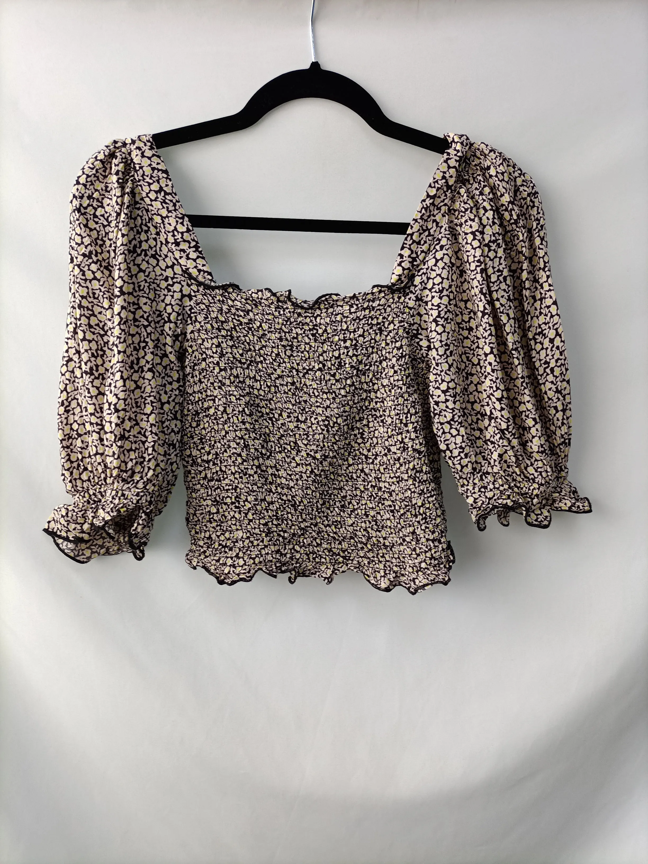 H&M. Top nido de abeja flores T.s