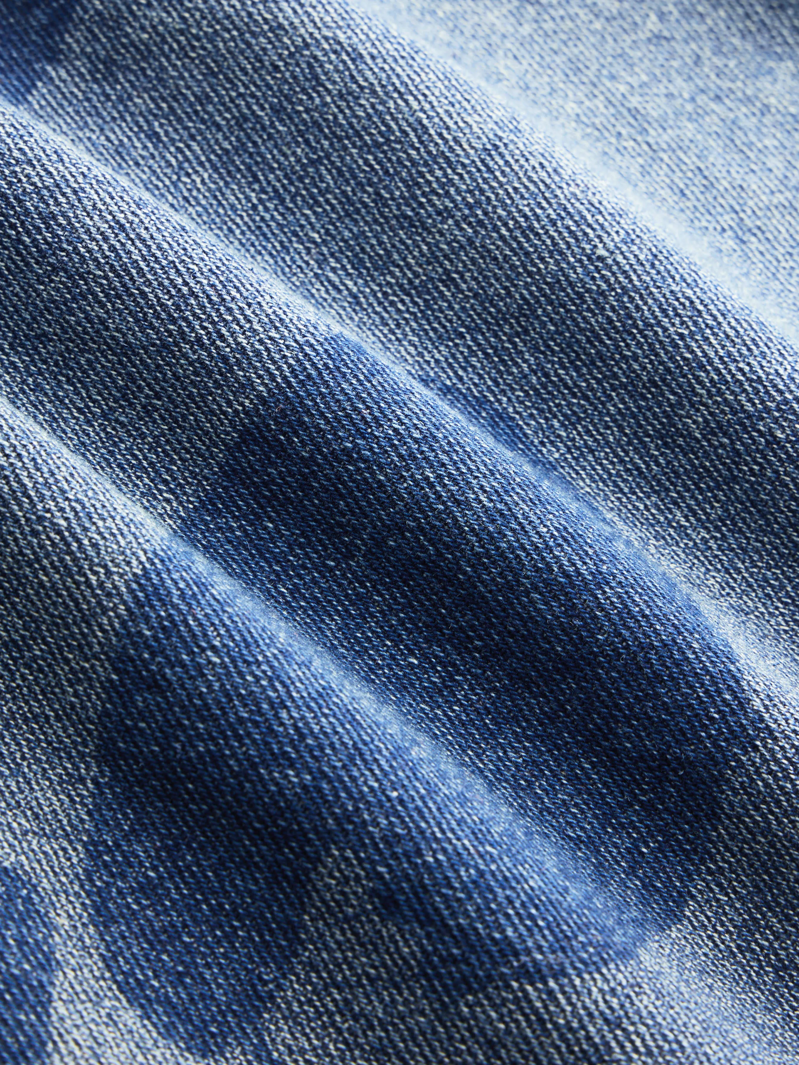  Jeans de pierna ancha con gráfico de colocación de cintura media de denim Curvy