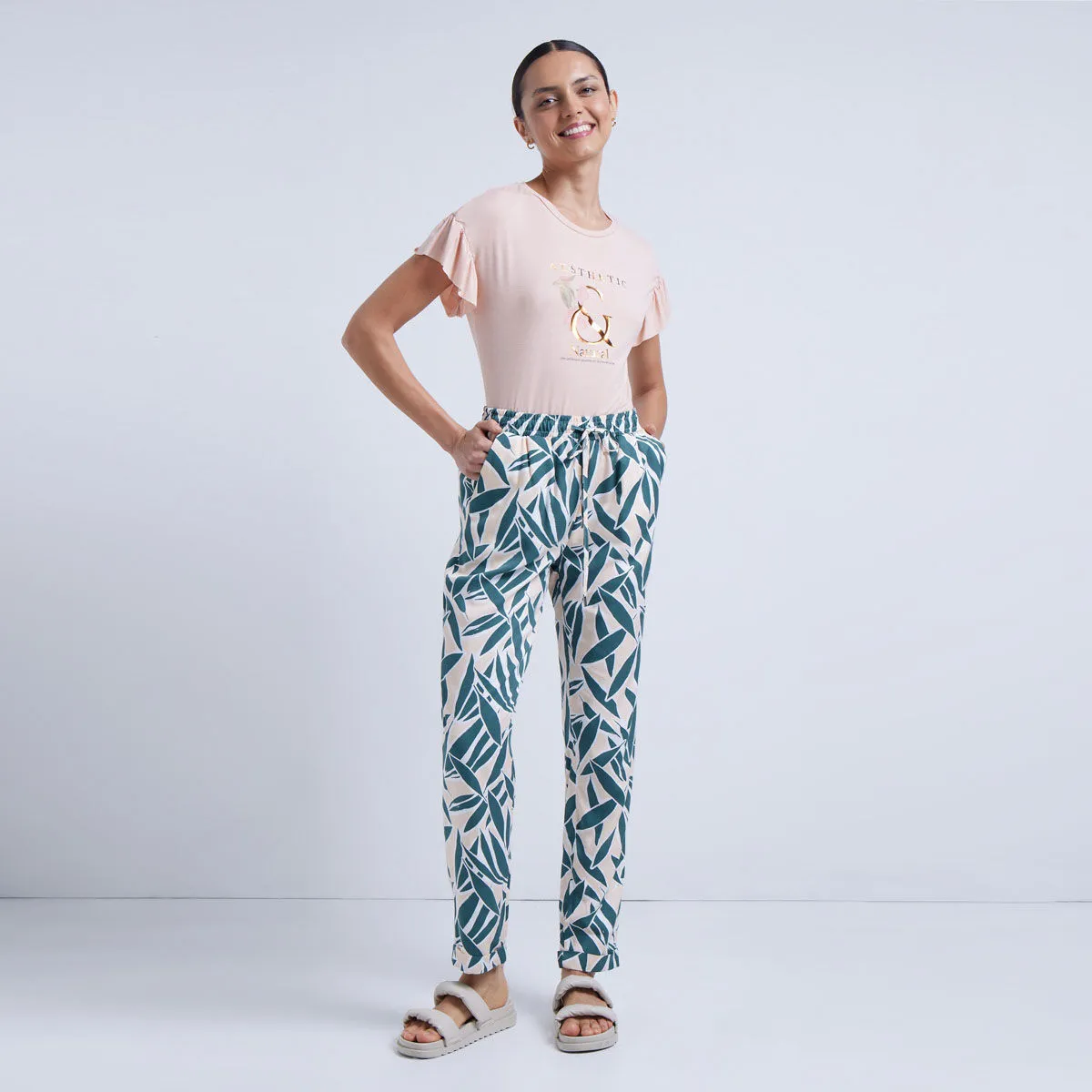 Jogger Con Cordón Estampado