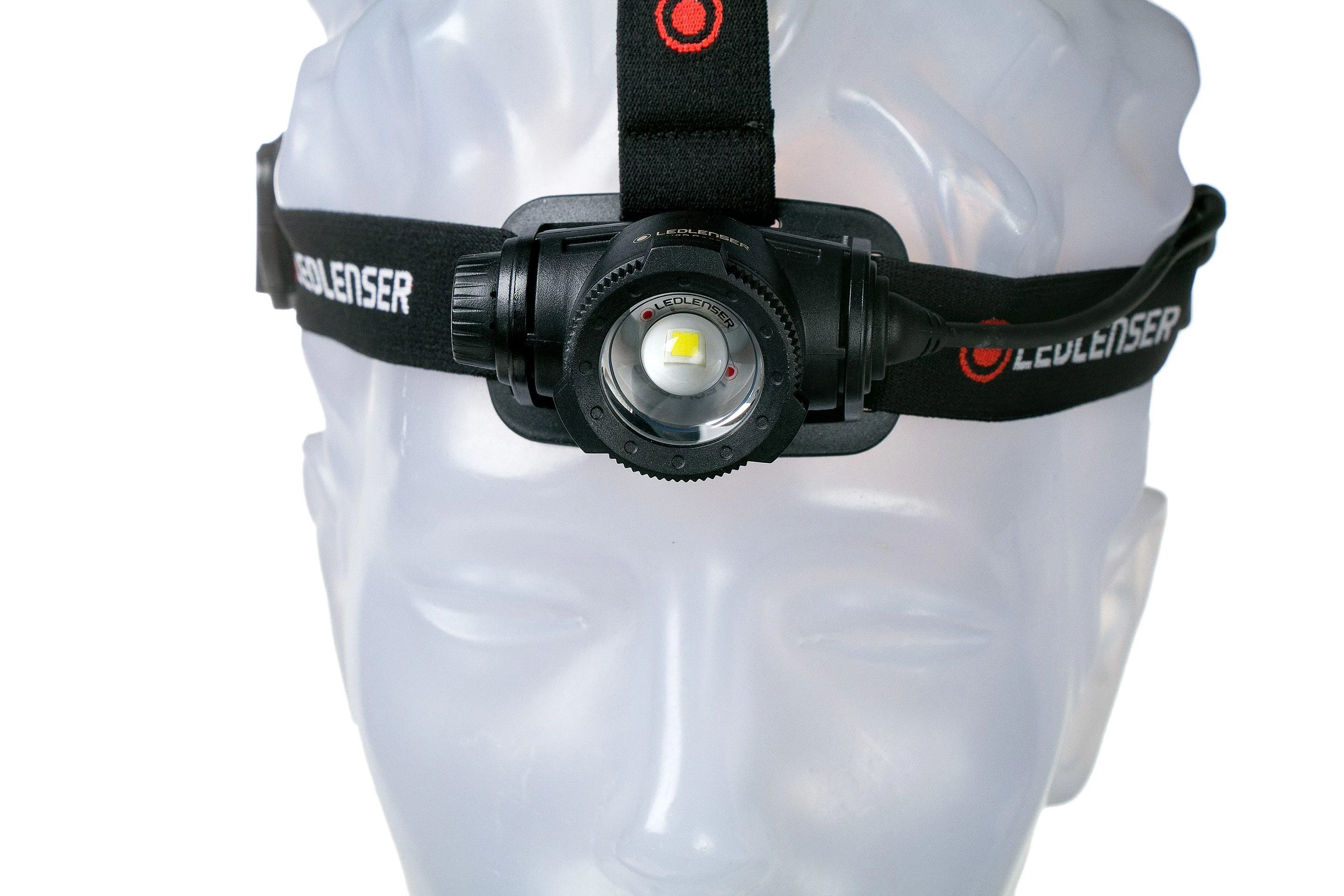 Ledlenser H7R Core linterna frontal recargable