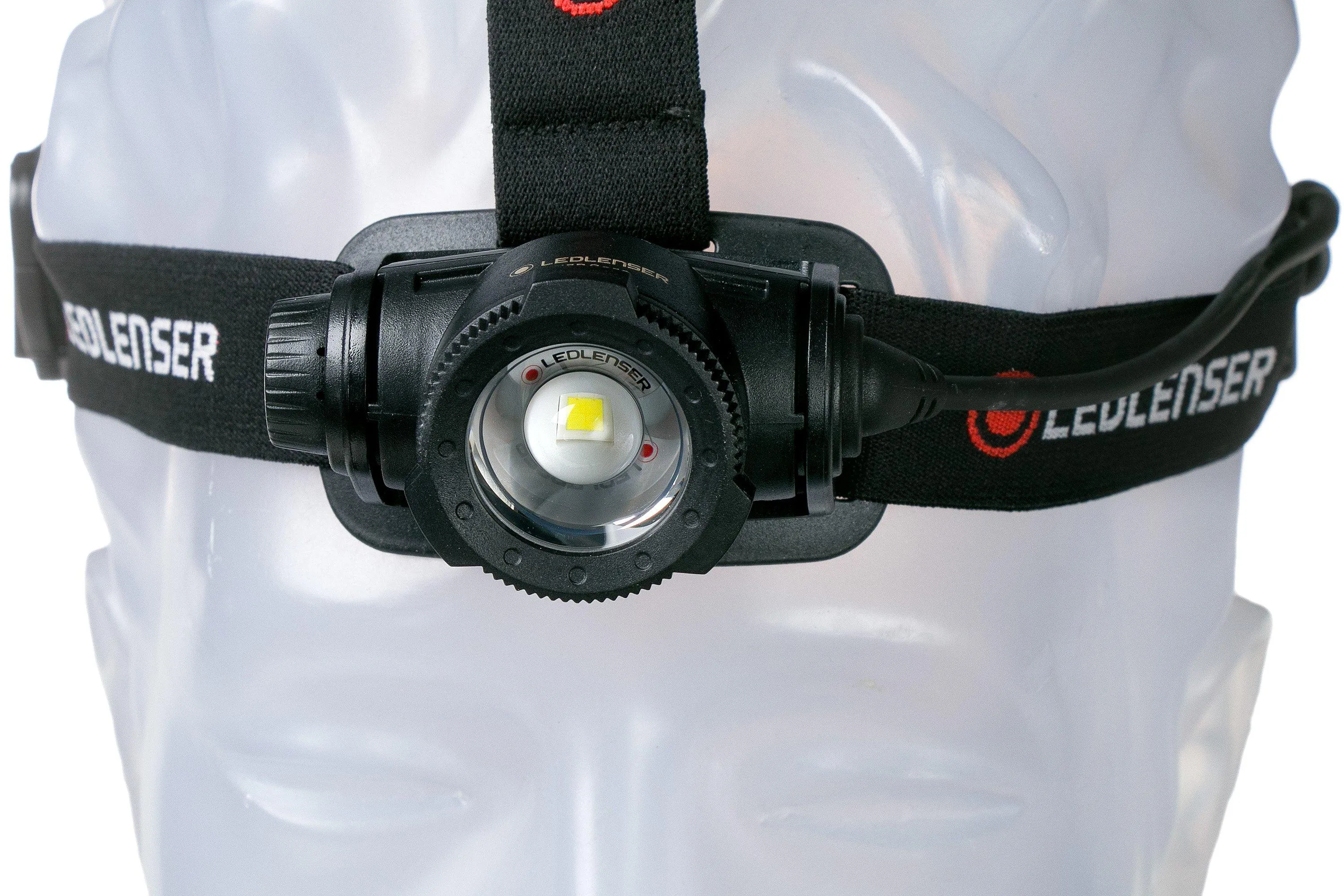 Ledlenser H7R Core linterna frontal recargable