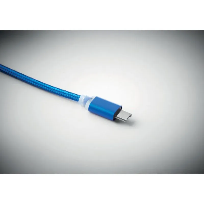 Llavero con set de cables promocional