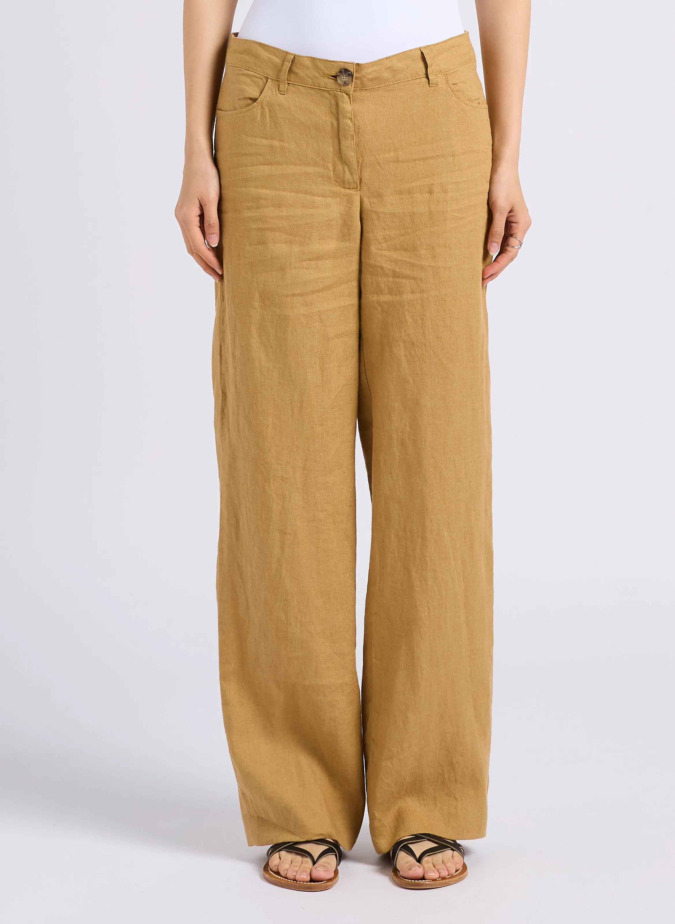 MAISON 123 PABLO  SHORT ANCHO DE LINO EN AMARILLO