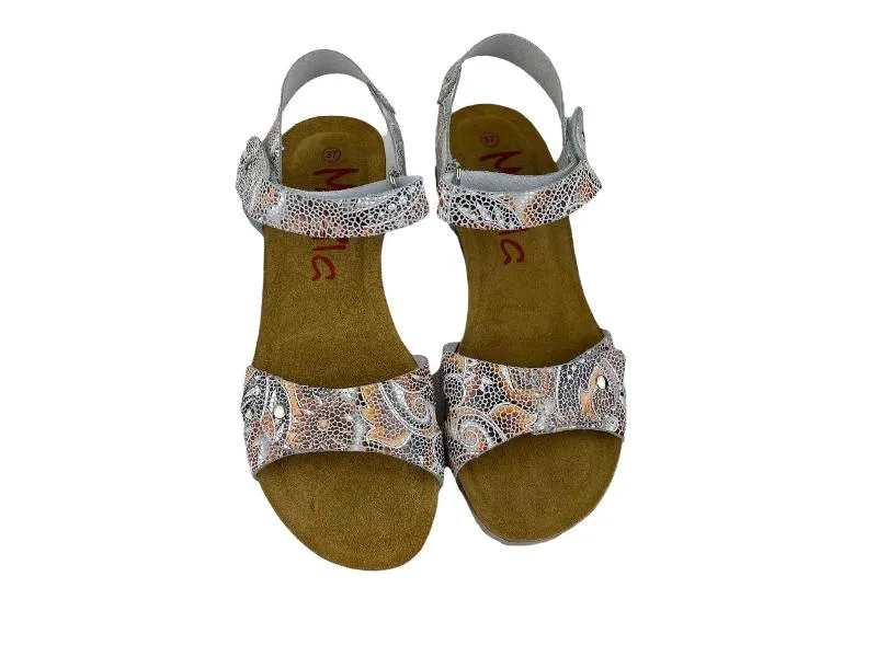 Marila | Sandalias mujer piel con cierre de velcro en empeine y tobillo Cachemir blanco