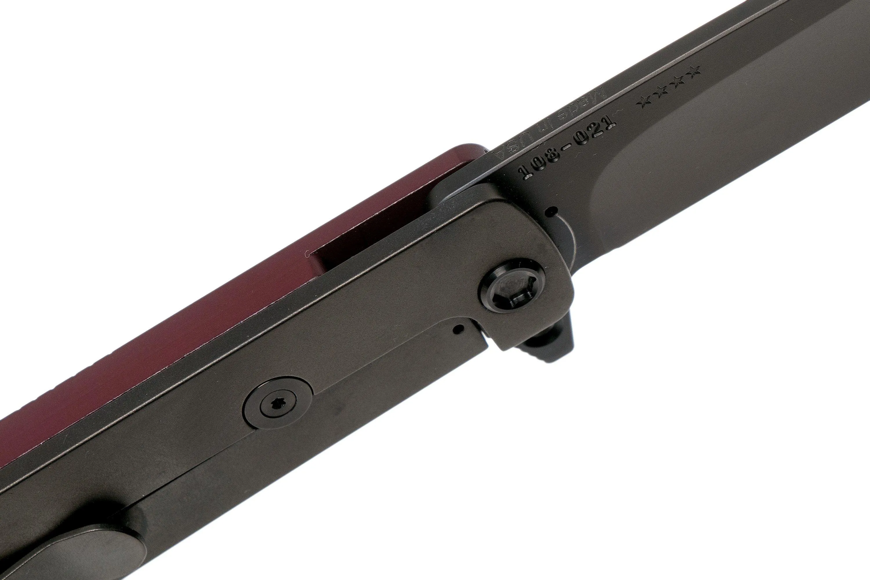 MEDFORD M48 S35VN, PVD BLADE, RED HANDLE, PVD HARDWARE NAVAJA