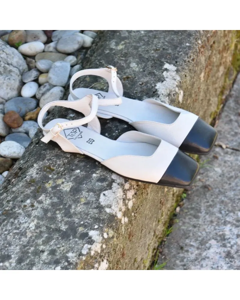 Mule de piel blanco y negro TOP3shoes 23358