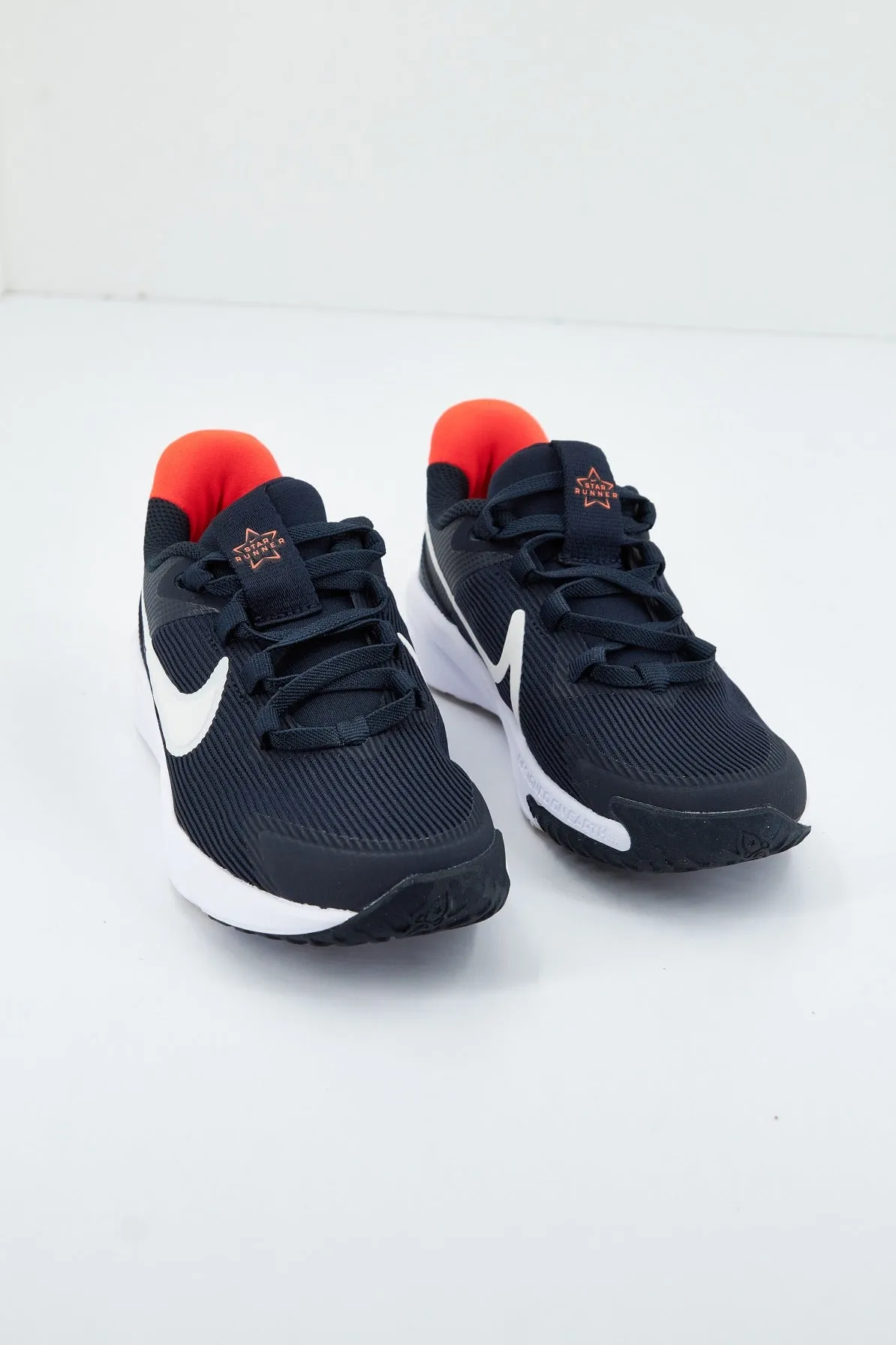 NIKE STAR RUNNER 4