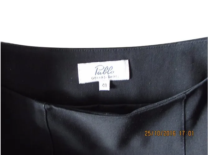 Pablo De Gerard Darel Falda Negro 