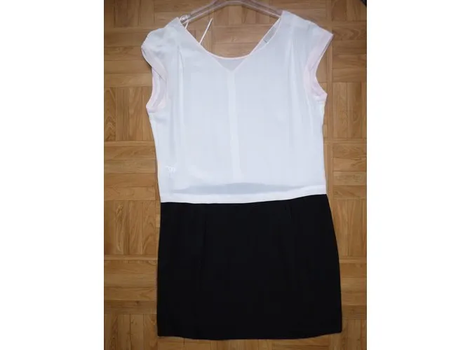 Pablo De Gerard Darel Vestido Negro Rosa 