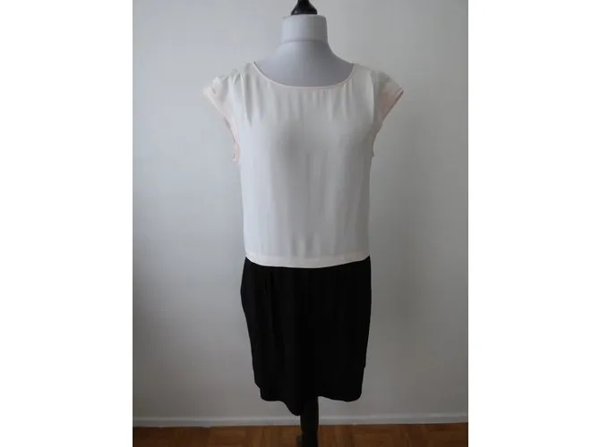 Pablo De Gerard Darel Vestido Negro Rosa 