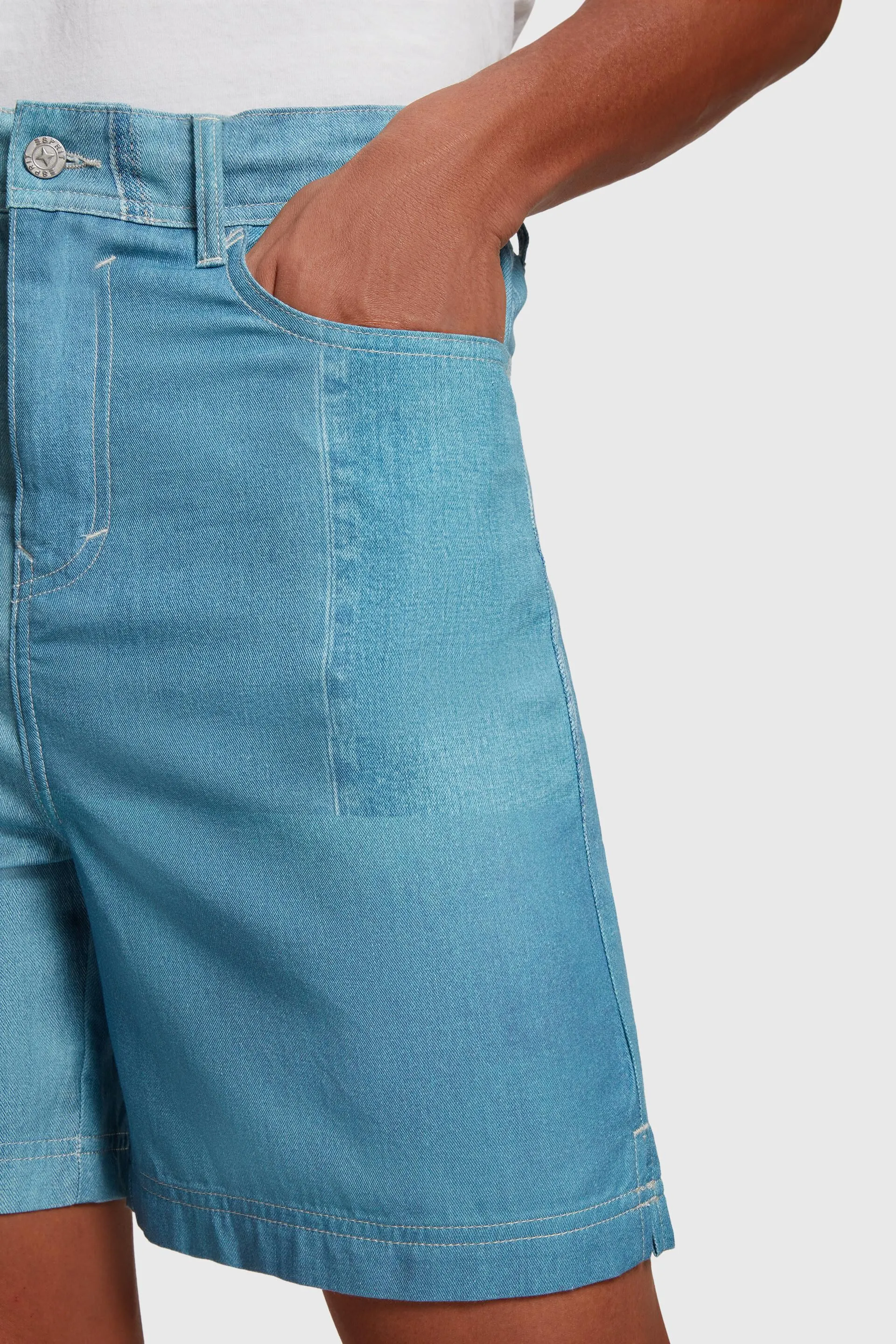 Pantalones cortos con estampado vaquero allover
