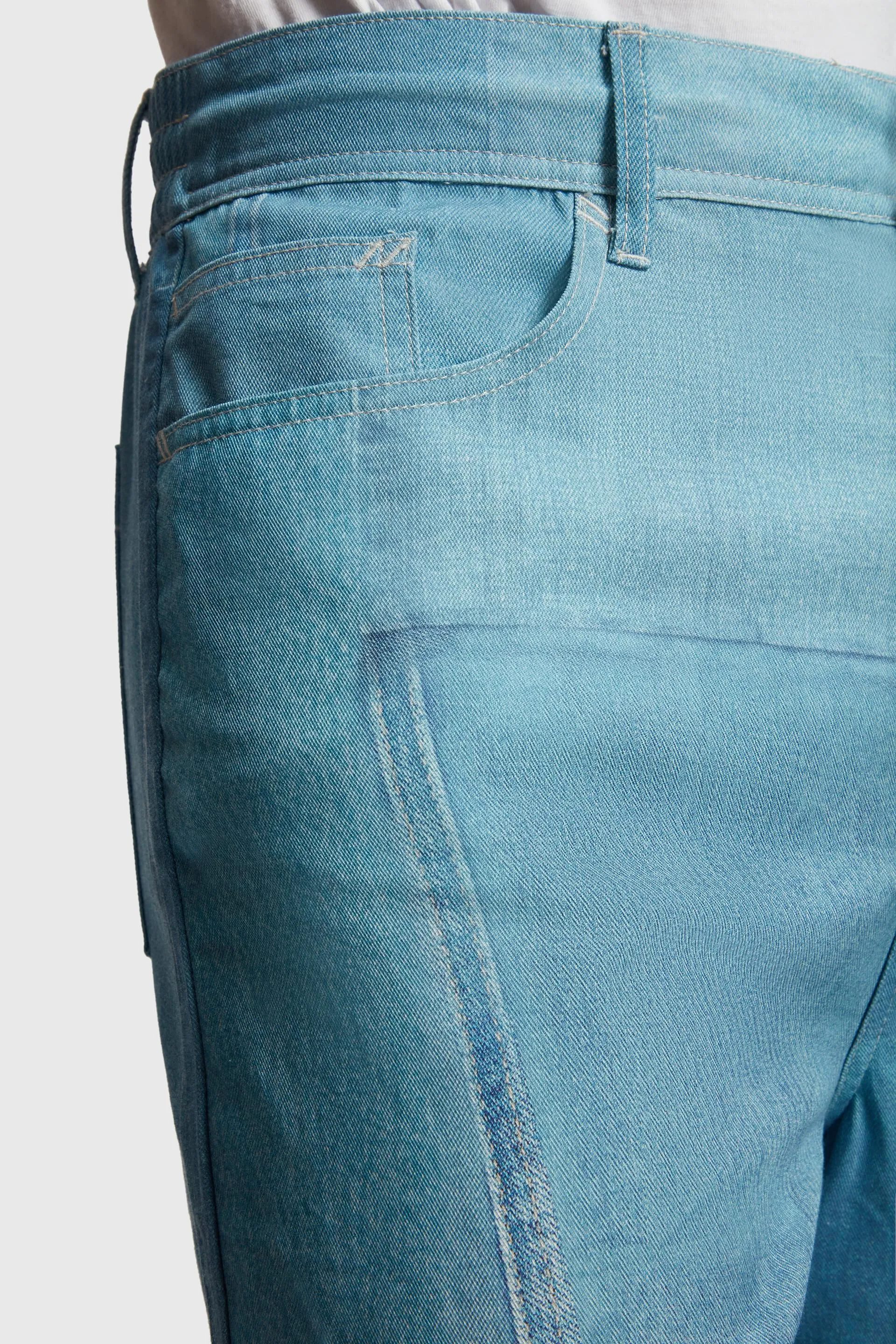 Pantalones cortos con estampado vaquero allover