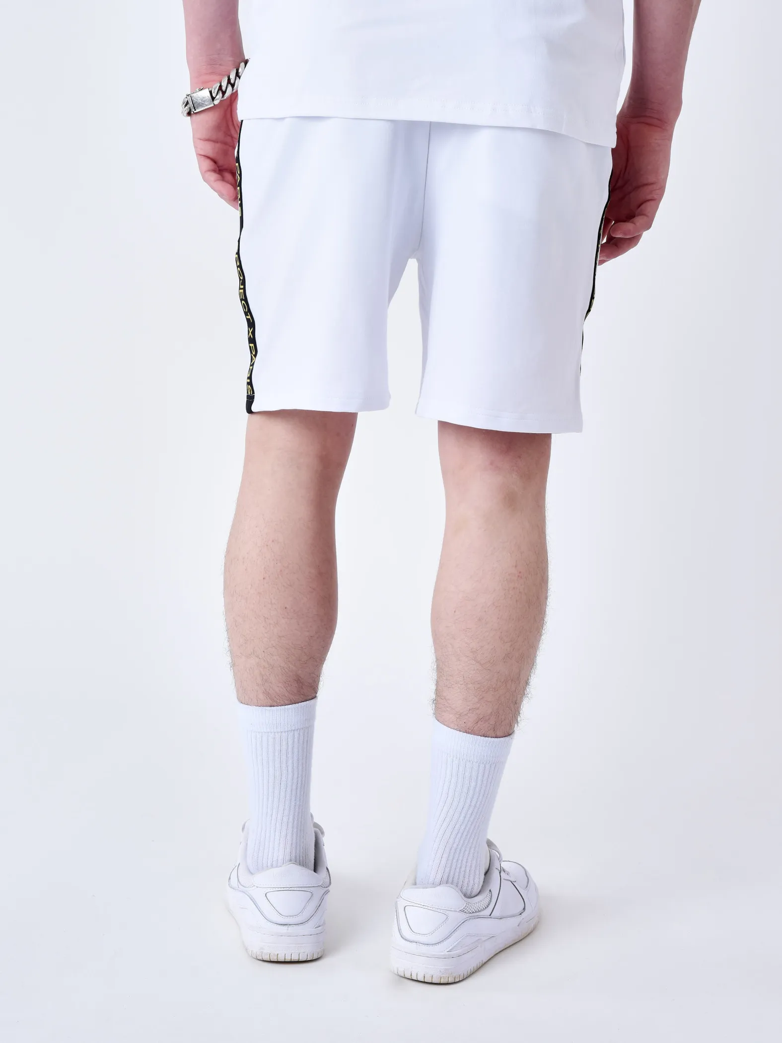 Pantalón corto clásico Rayas laterales bordadas