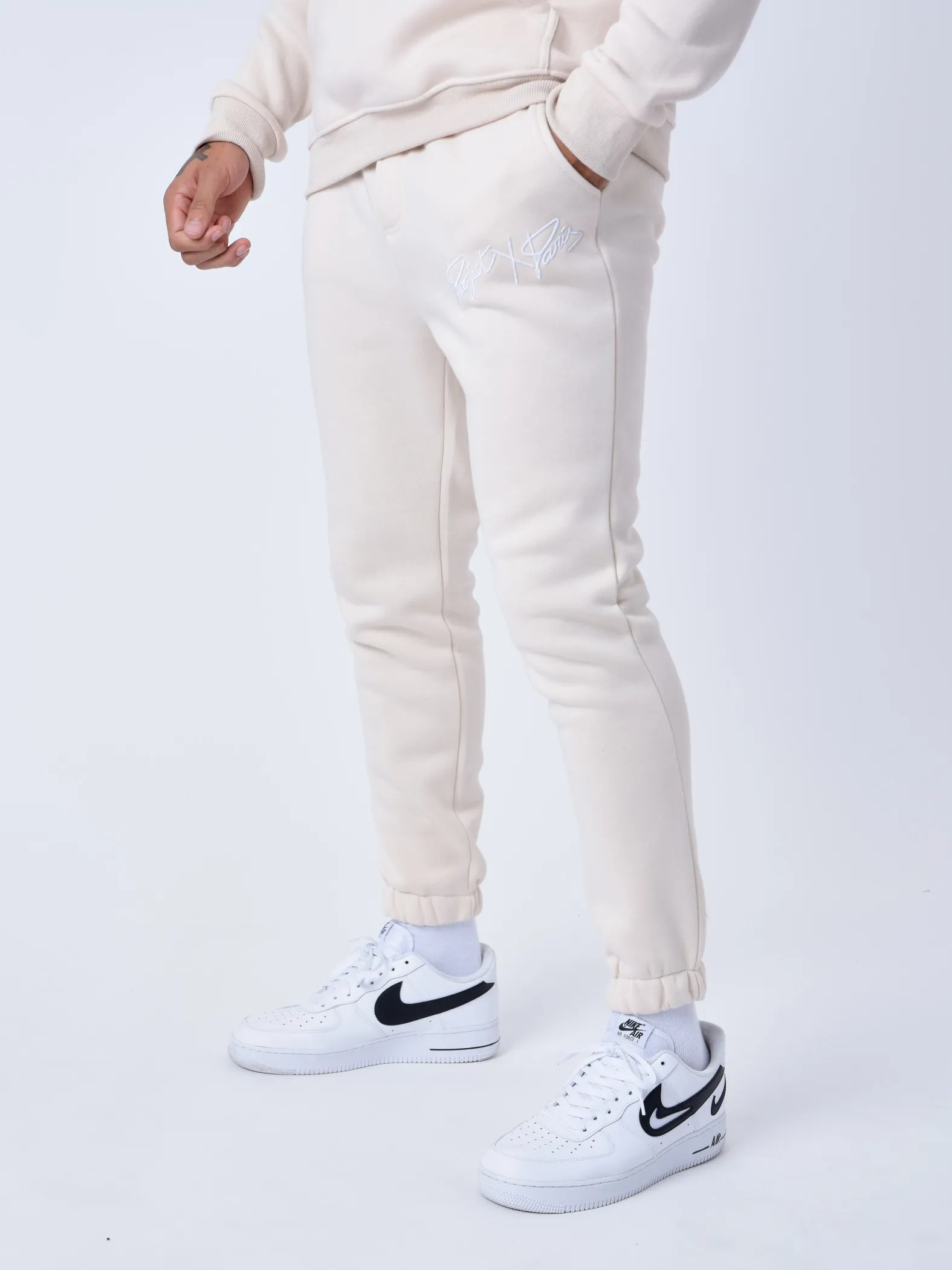 Pantalón de chándal básico con bordado completo del logotipo