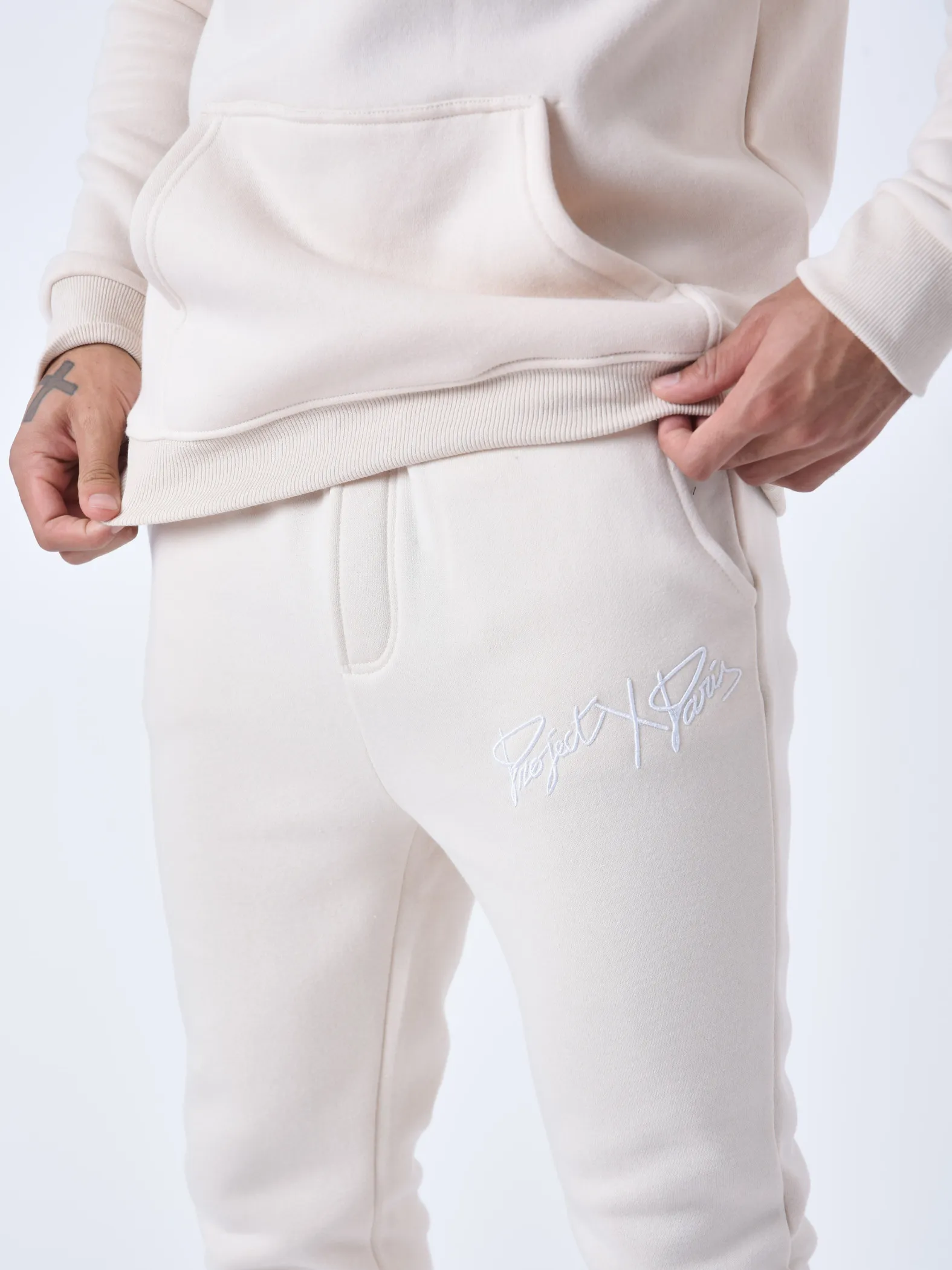 Pantalón de chándal básico con bordado completo del logotipo
