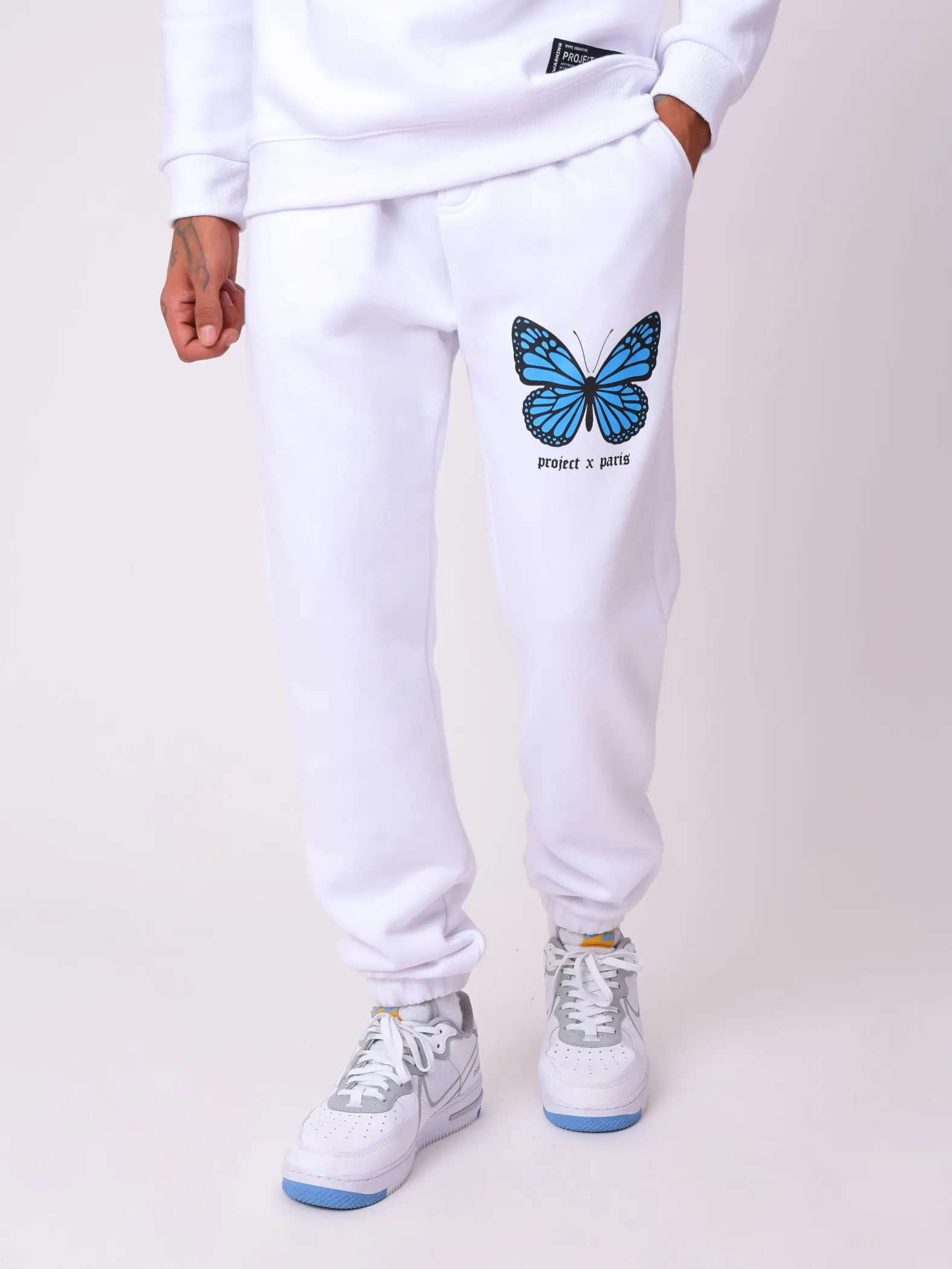Pantalón de chándal con estampado de mariposas