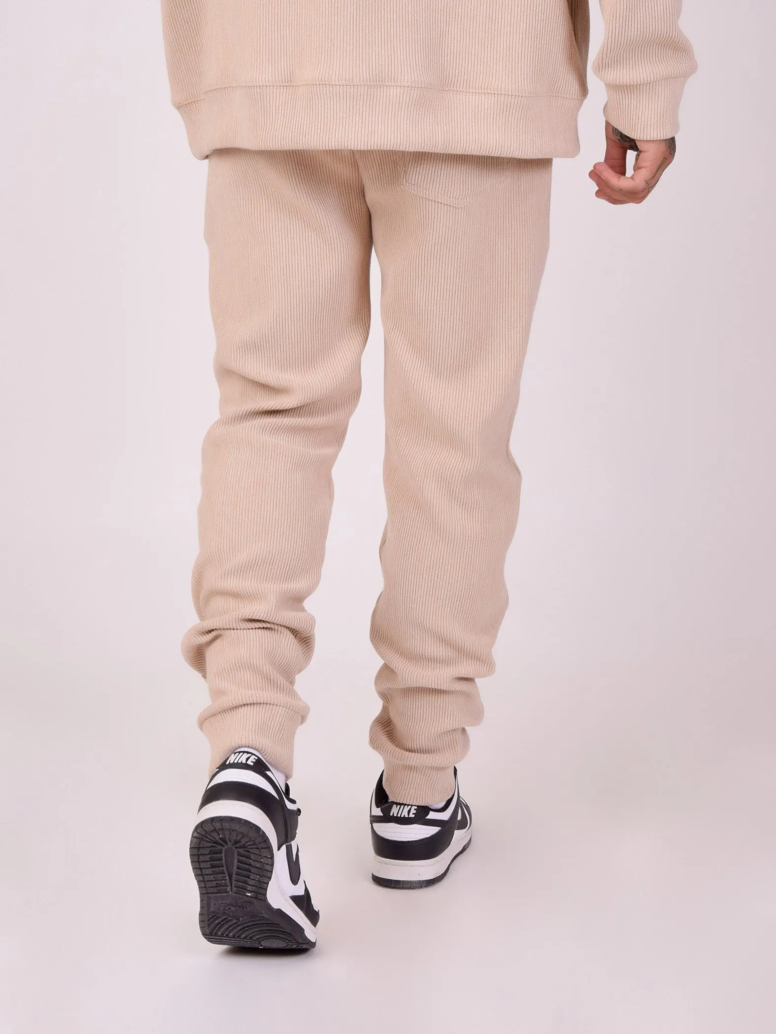 Pantalón de chándal de canalé con bordado sencillo