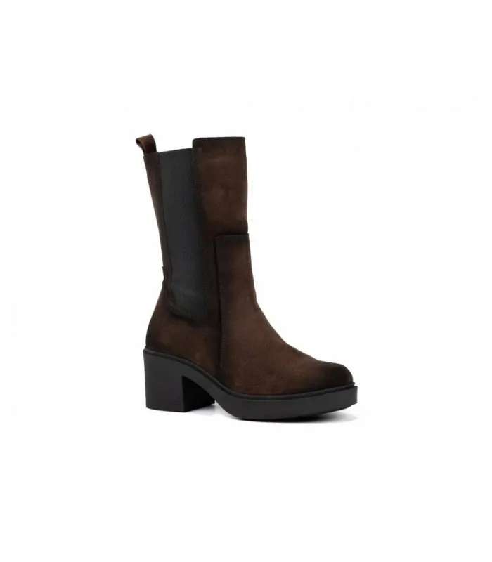 PAULA URBAN 241214 OIL TESTA