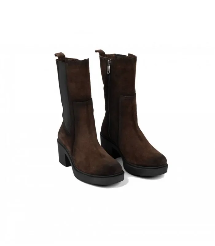 PAULA URBAN 241214 OIL TESTA