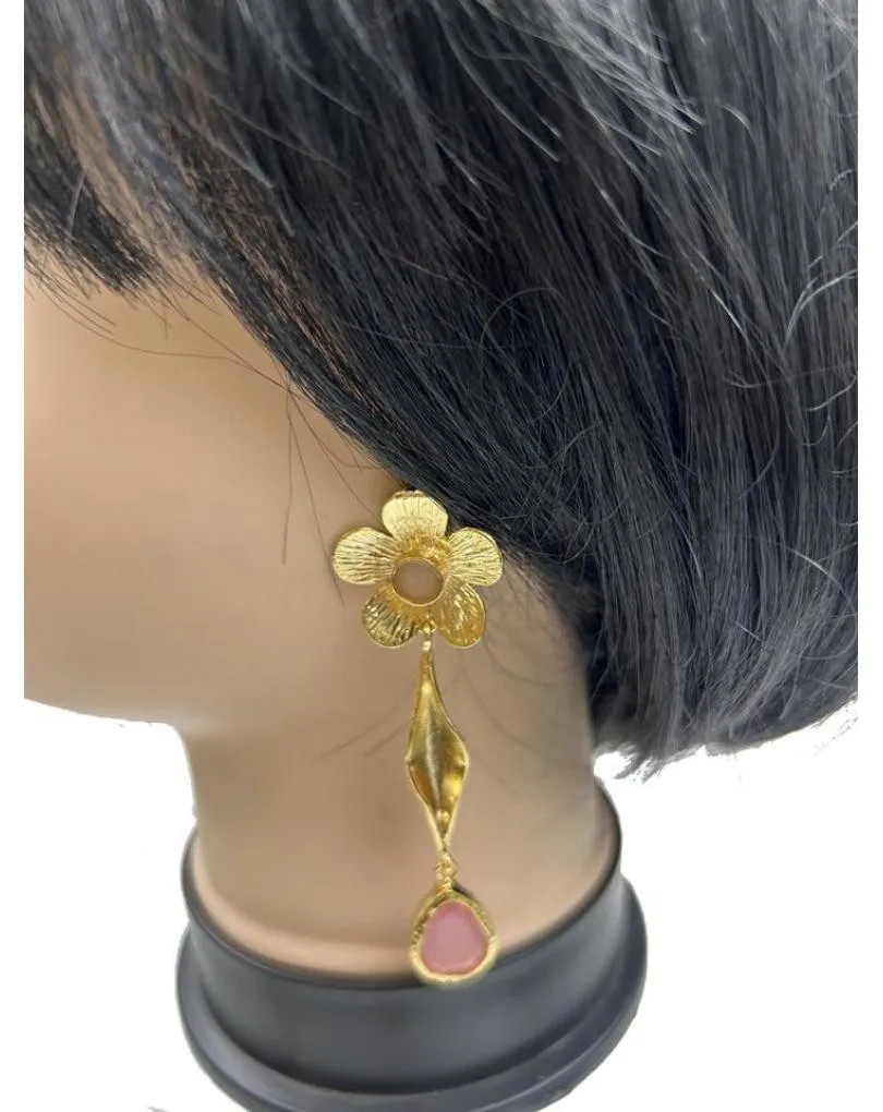 PENDIENTES LARGOS DORADOS Y ROSAS IDEALES PARA BODAS DE NOCHE
