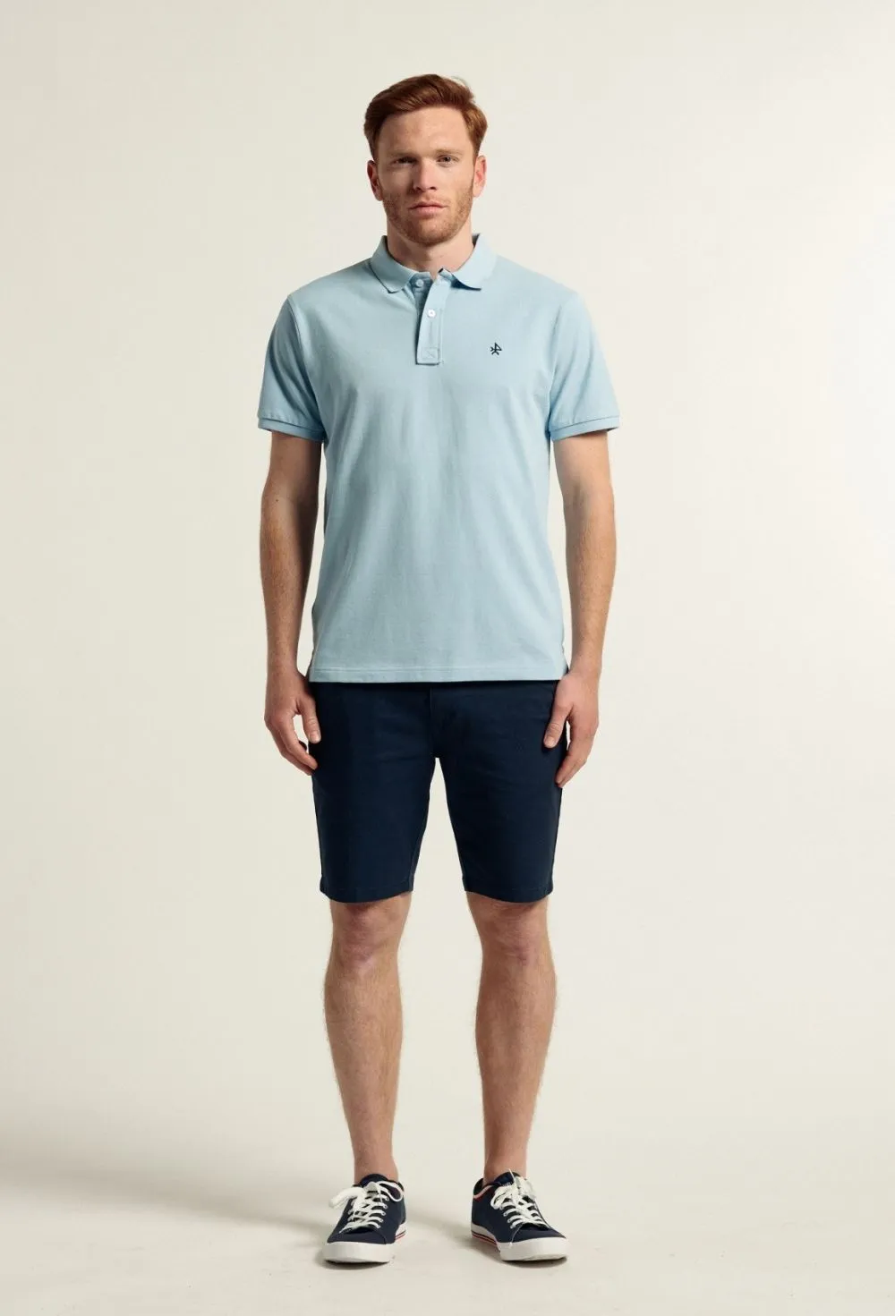Polo clásico color celeste