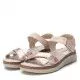Sandalias plataformas Xti rosas con cierre de velcro y suela de piel
