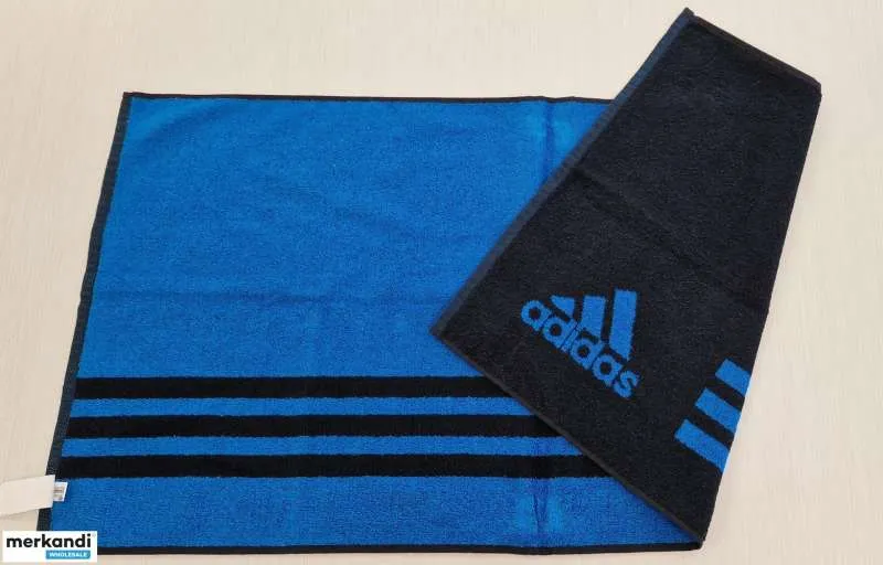TOALLA ADIDAS GIMNASIO NEGRA Y AZUL 100X50 CM  CóDIGO P06209