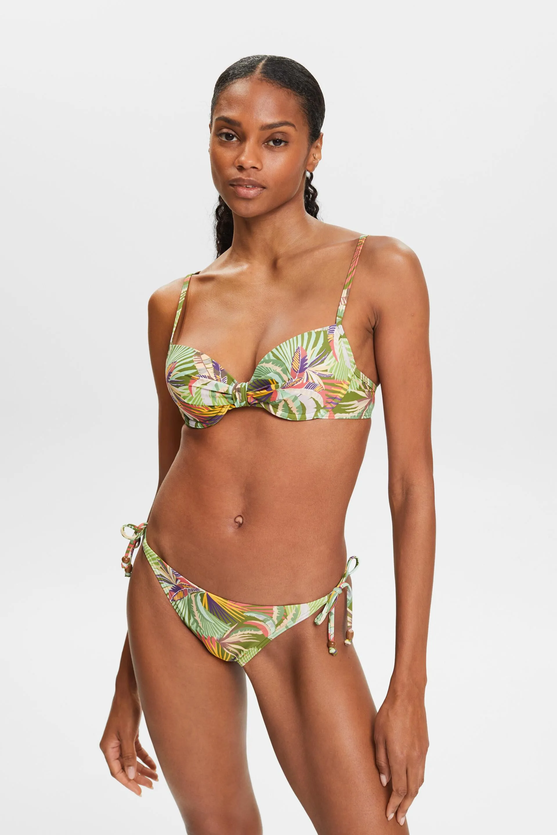 Top de bikini estampado, con relleno y con aros