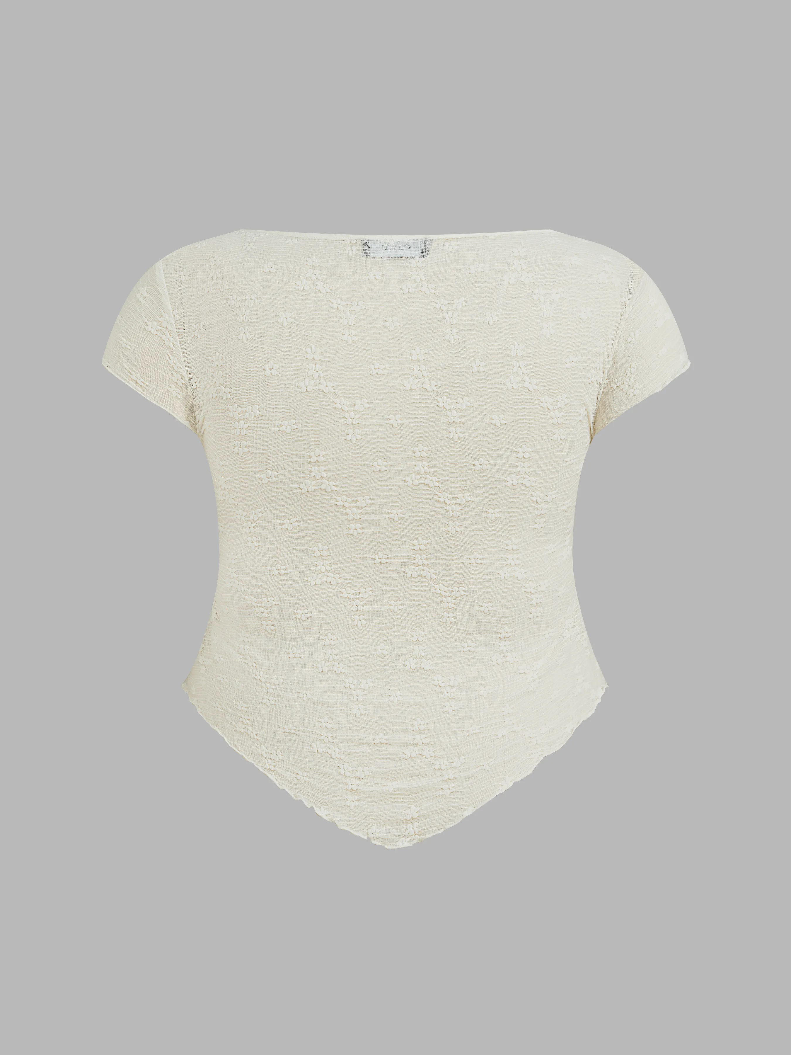 Top de manga corta anudado con encaje y estampado floral Curvy