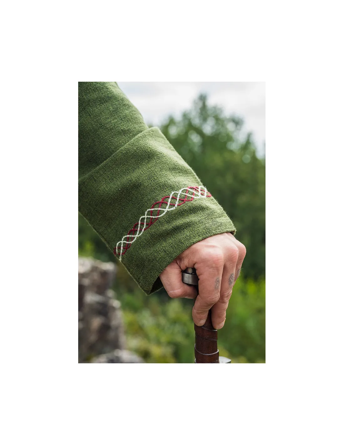 Túnica vikinga Freki con bordados a mano, color verde