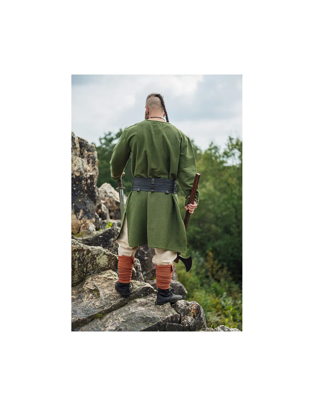 Túnica vikinga Freki con bordados a mano, color verde
