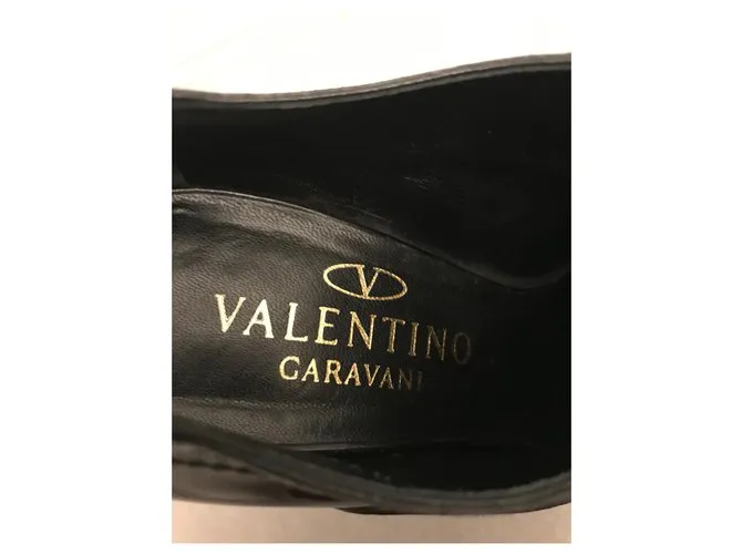 Valentino Bombas de punta abierta Negro 