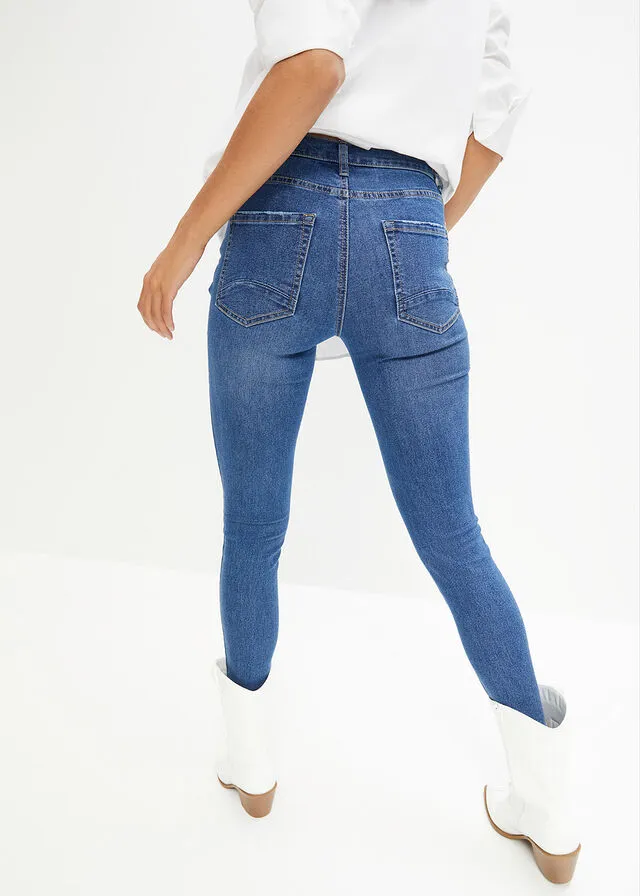 Vaqueros pitillo con bordado Denim