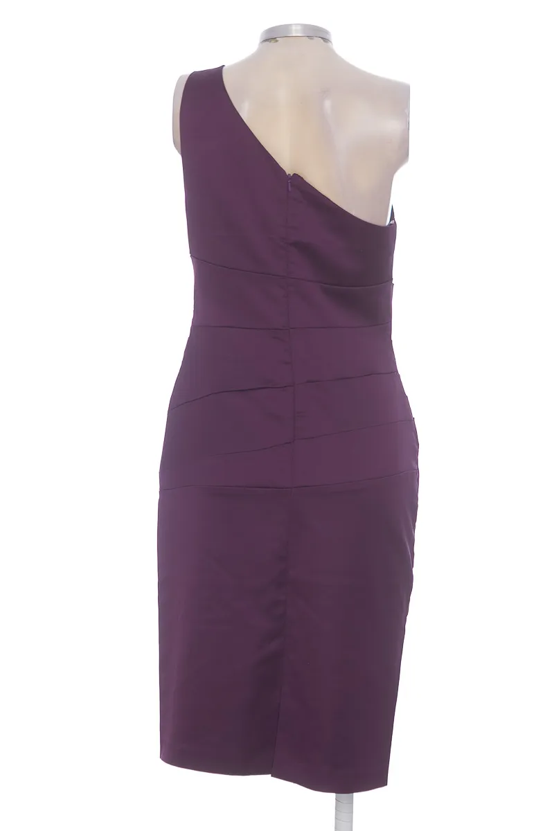 VESTIDO / ENTERIZO COLOR MORADO  DAVID´S BRIDAL 